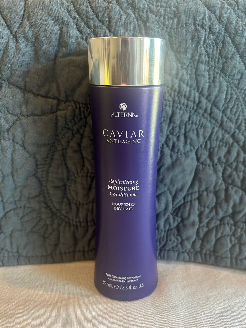 Alterna Caviar Anti-Aging Replenishing Moisture Conditioner 8.5 oz NEW